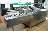 封盒機(jī)不懼困難勇敢前進(jìn)